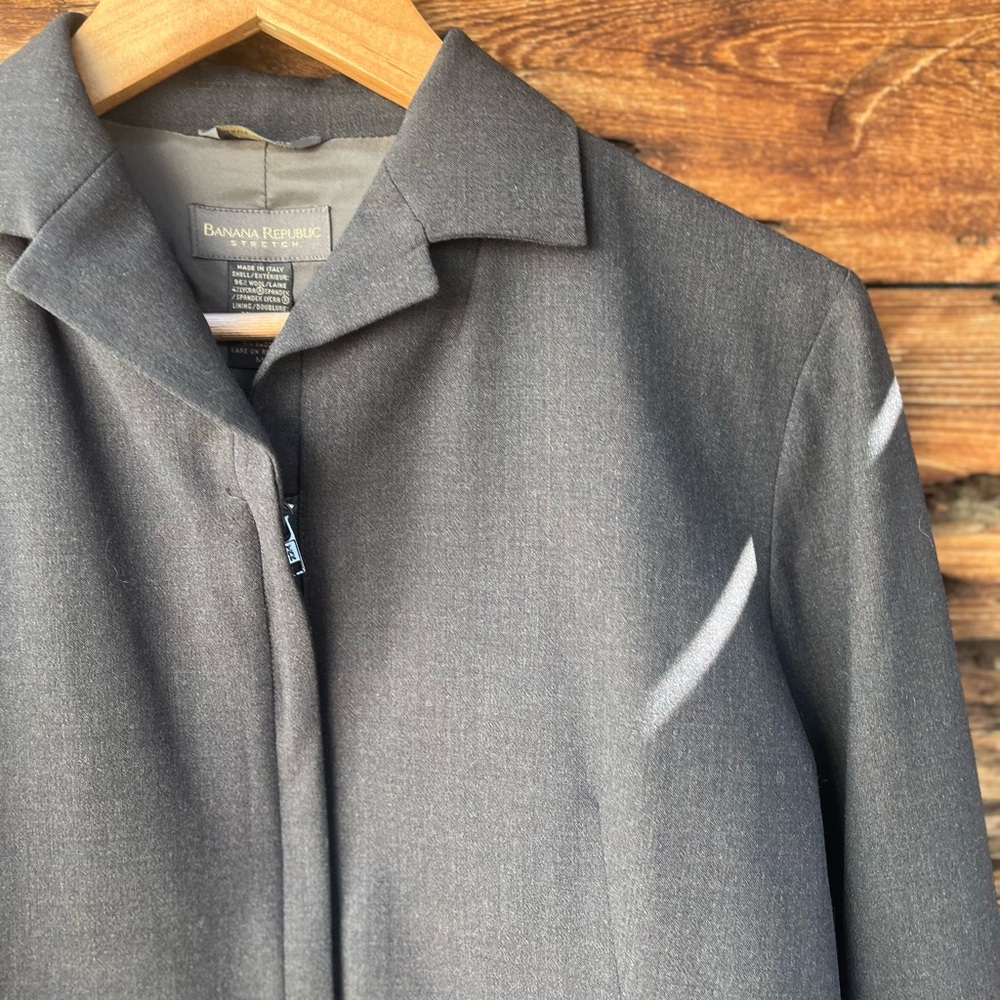 BANANA REPUBLIC | NWT Women’s Black Wool Cropped Blazer Jacket M - Picture 2 of 5